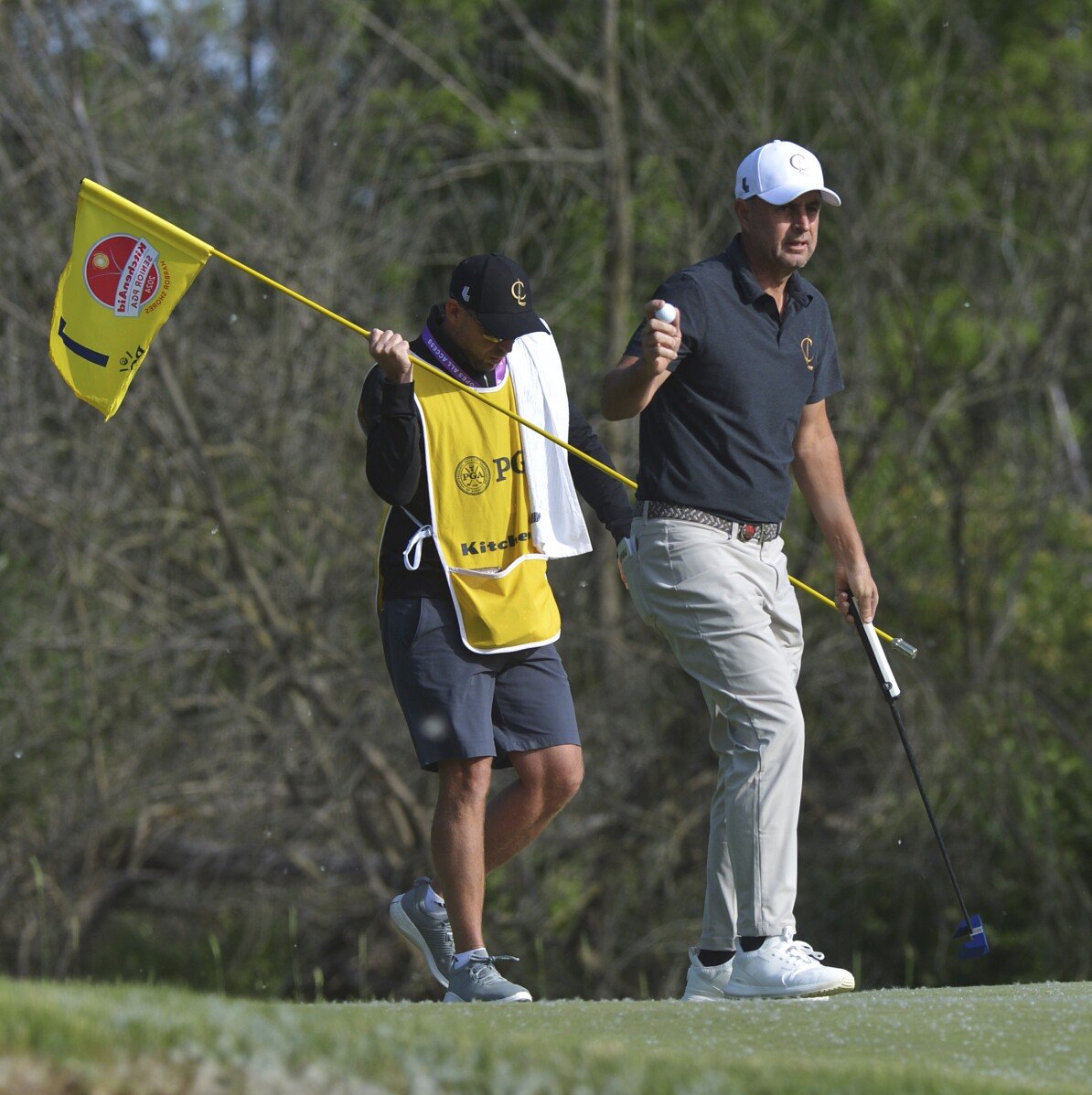 Els, Chalmers berbagi pimpinan Kejuaraan Senior PGA menuju putaran final